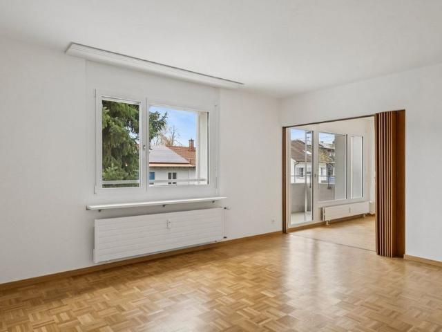 4 Zimmer, 102 m², 1. Stock