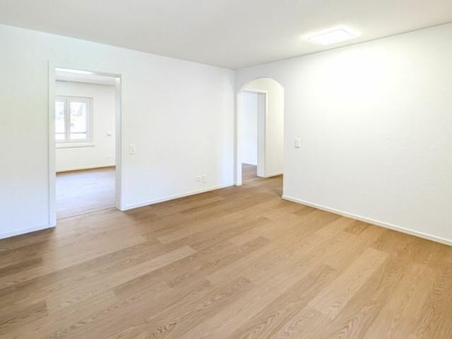 4 Zimmer, 104 m², 1. Stock