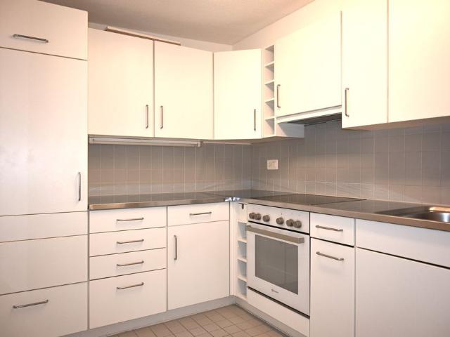 4 Zimmer, 104 m², 2. Stock