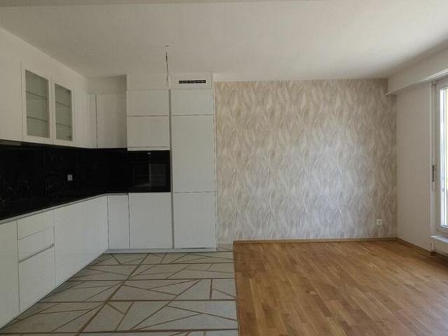 4 Zimmer, 105 m², 1. Stock