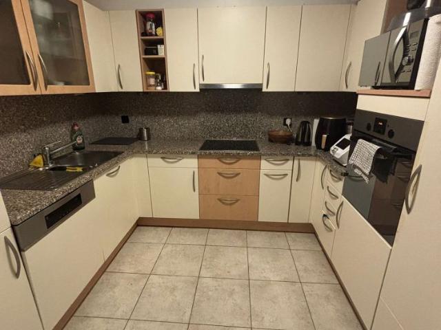 4 Zimmer, 110 m², 2. Stock