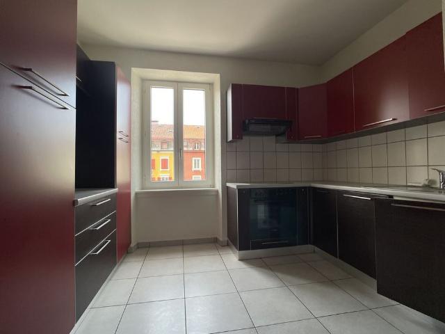 4 Zimmer, 110 m², 2. Stock