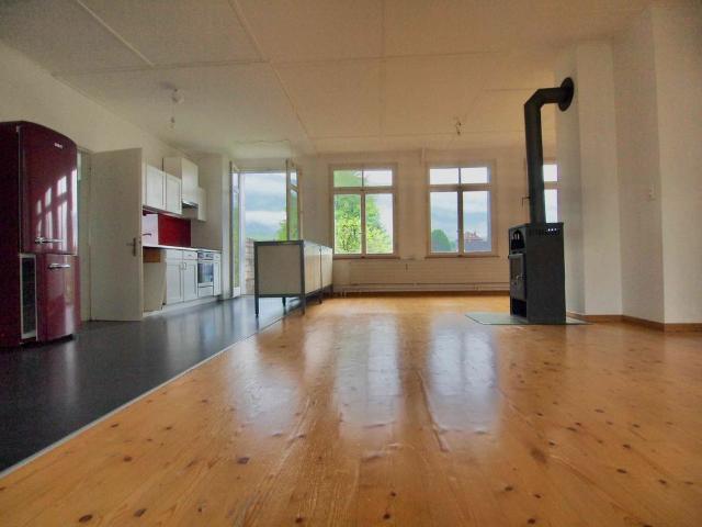 4 Zimmer, 110 m², 2. Stock