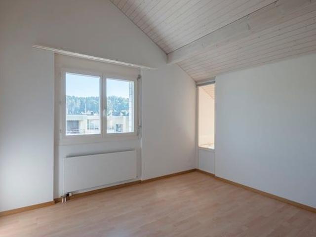 4 Zimmer, 111 m², 2. Stock