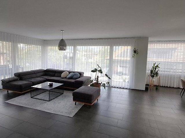 4 Zimmer, 115 m², 1. Stock