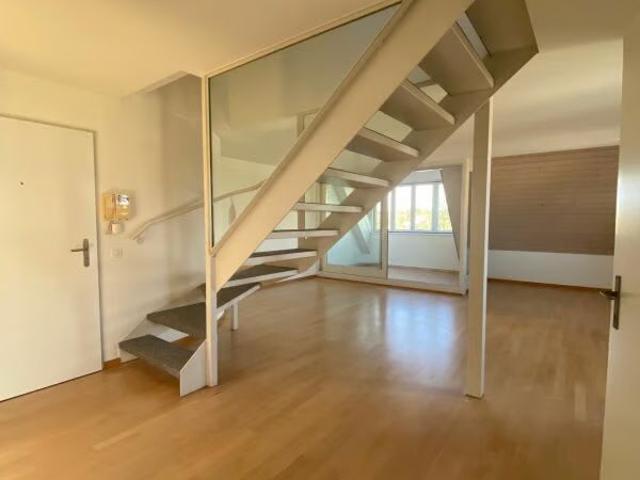 4 Zimmer, 116 m², 2. Stock