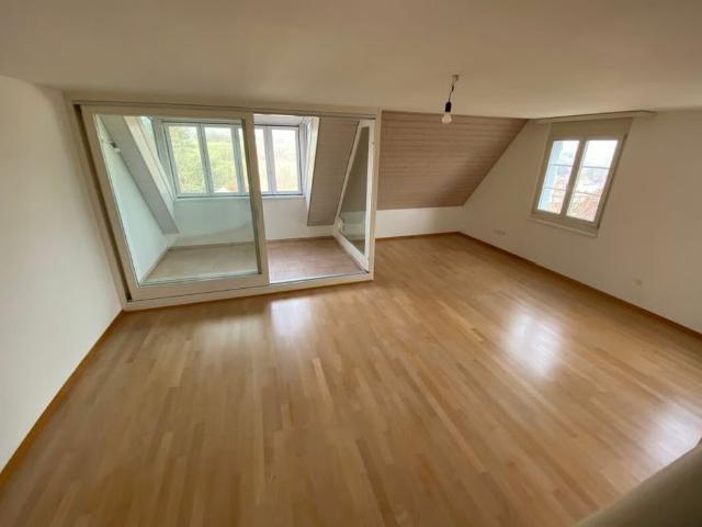 4 Zimmer, 116 m², 2. Stock