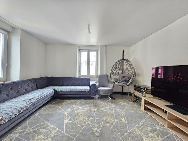 4 Zimmer, 120 m², 2. Stock
