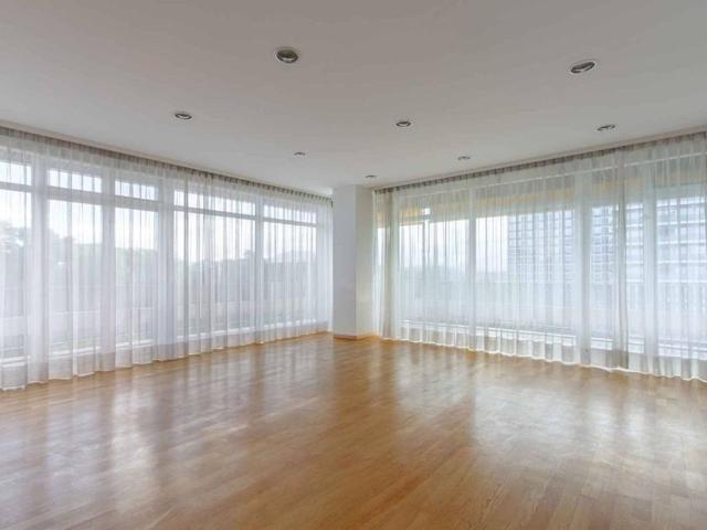 4 Zimmer, 130 m², 4. Stock