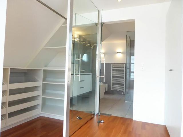 4 Zimmer, 137 m², 4. Stock