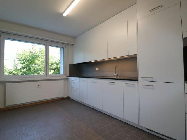 4 Zimmer, 140 m², 1. Stock
