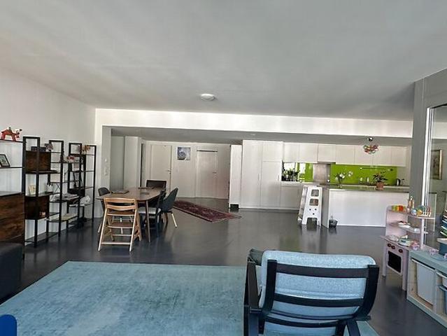 4 Zimmer, 140 m², 2. Stock