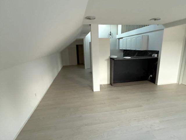 4 Zimmer, 145 m²