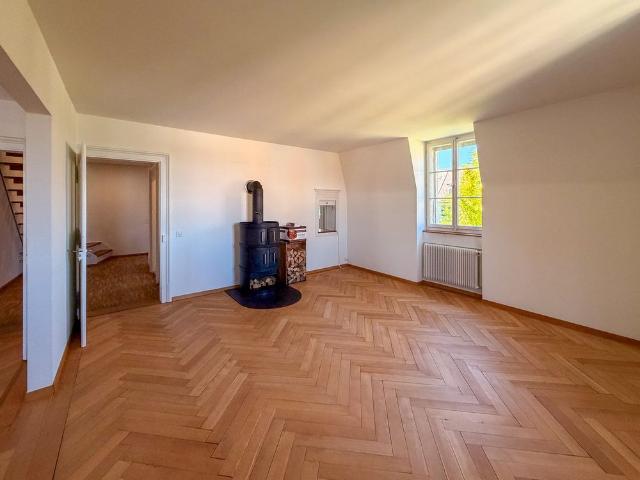 4 Zimmer, 150 m², 3. Stock