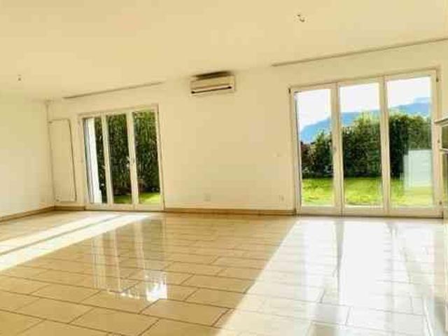 4 Zimmer, 165 m², EG