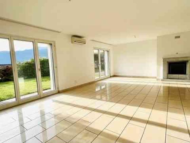 4 Zimmer, 165 m², EG