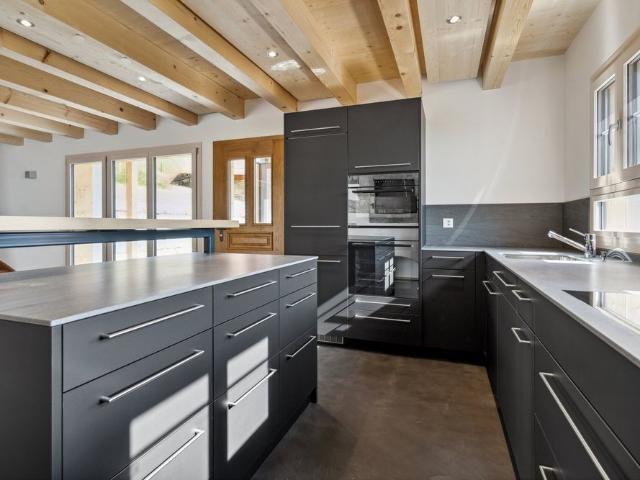 4 Zimmer, 190 m², EG