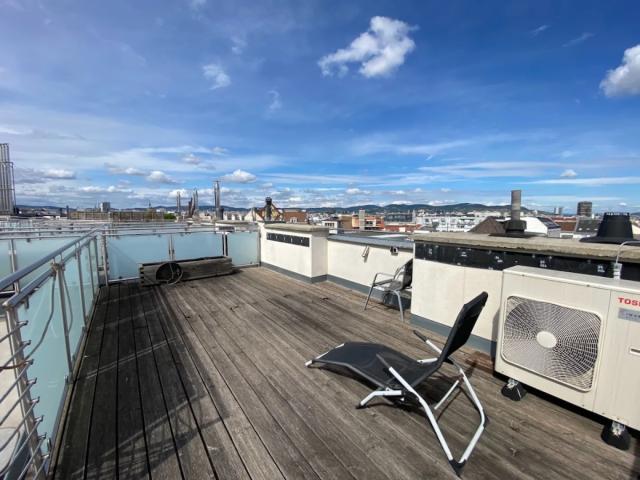 4 ZIMMER, 2 TERRASSEN, ZENTRALE LAGE mit FERNBLICK!