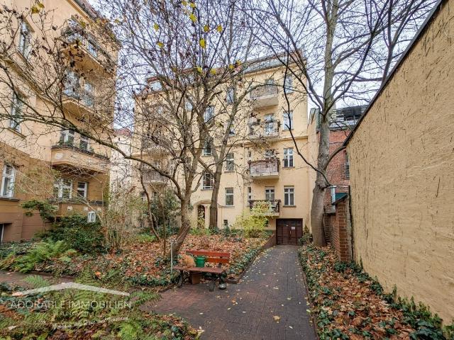 4 Zimmer über den Dächern Pankows – bezugsfreie Altbau Maisonette mit Traumterrasse