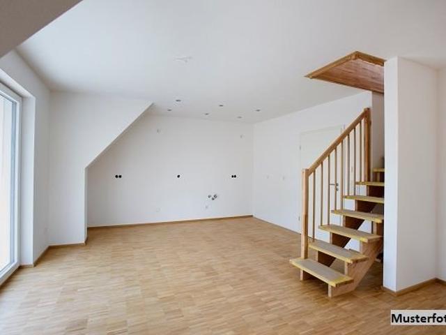 4 Zimmer Wohnung mit Terrassen und Gartenfläche provisionsfrei
