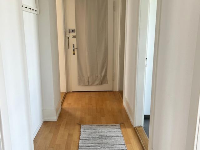 4 Zimmer Wohnung mit Balkon an schöner Aussichtslage, Nähe Zoo Zürich
