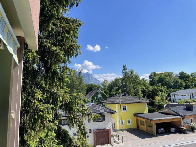 4 Zimmer Wohnung mit Balkon und Parkplatz in guter Lage von Gmunden