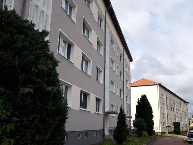 4 Zimmer Wohnung mit Balkon und PKW Stellplatz zu verkaufen!