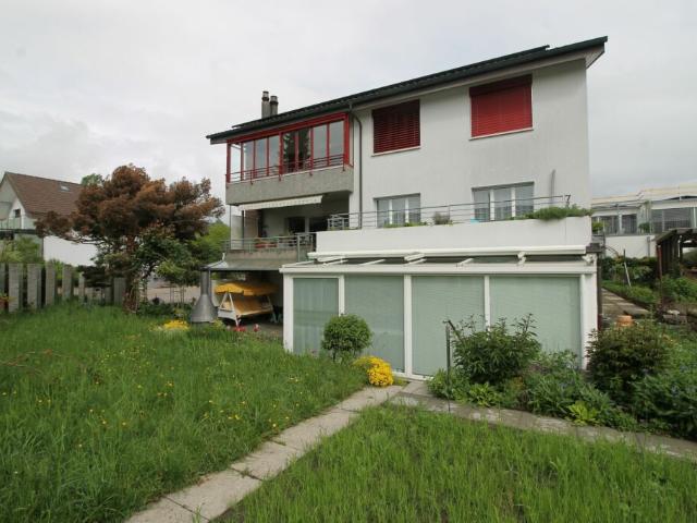 4½ Zimmer Wohnung, Hochparterre, in 4 Familienhaus