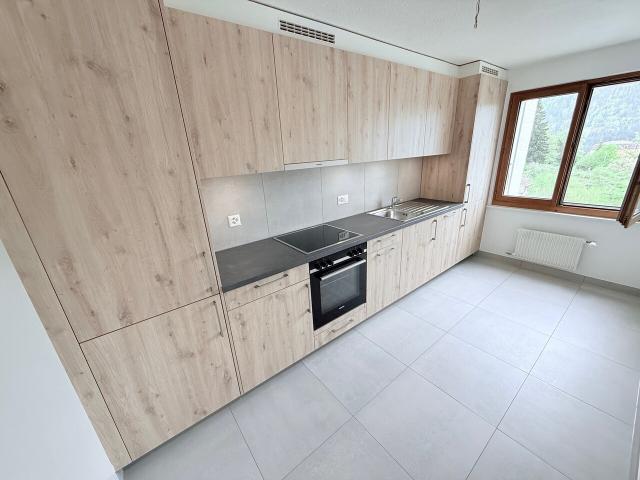 4 Zimmer Wohnung im 2. Stock