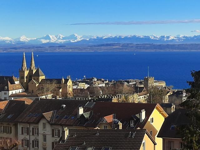 4 ZIMMER WOHNUNG IN NEUCHÂTEL, MÖBLIERT, BEFRISTET