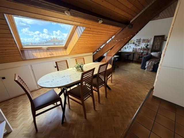 4 ZIMMER WOHNUNG IN GENF, MÖBLIERT, BEFRISTET