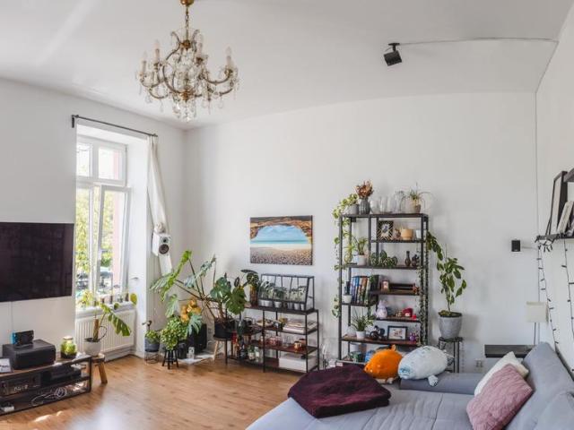 4 Zimmer Altbauwohnung zu Verkaufen, provisionsfrei
