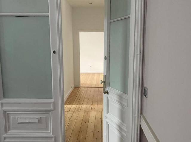 4 Zimmer Altbau in Wiesbaden provisionsfrei, Preis VHB