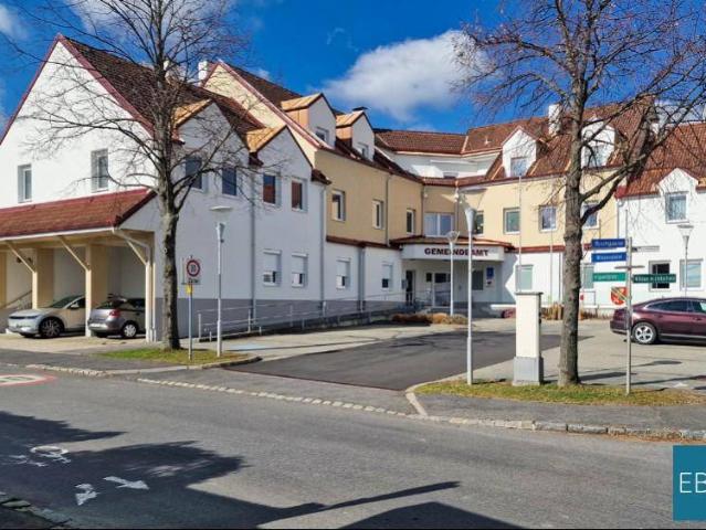 4 Zimmer Dachgeschoßwohnung mit Terrasse