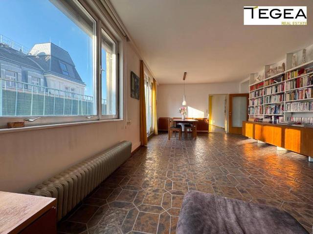 4 Zimmer DG Wohnung im letzten Liftstock mit 2 umliegenden Terrassen in Gehweite zum 1. Bezirk