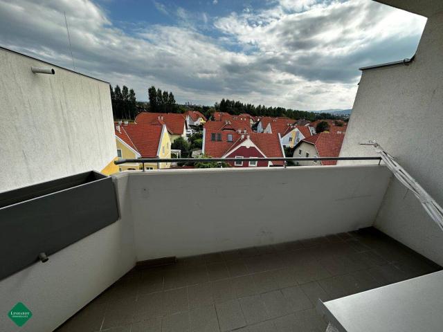 4 Zimmer Eigentumswohnung mit Loggia