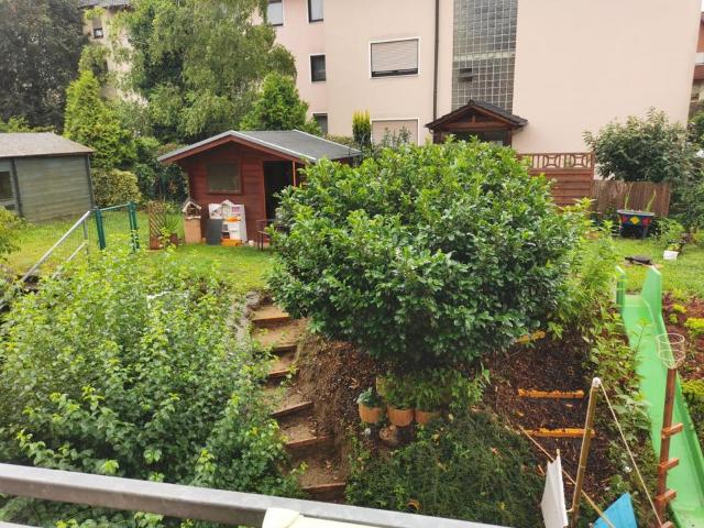 4 Zimmer Erdgeschoßwohnung mit 2 Gärten