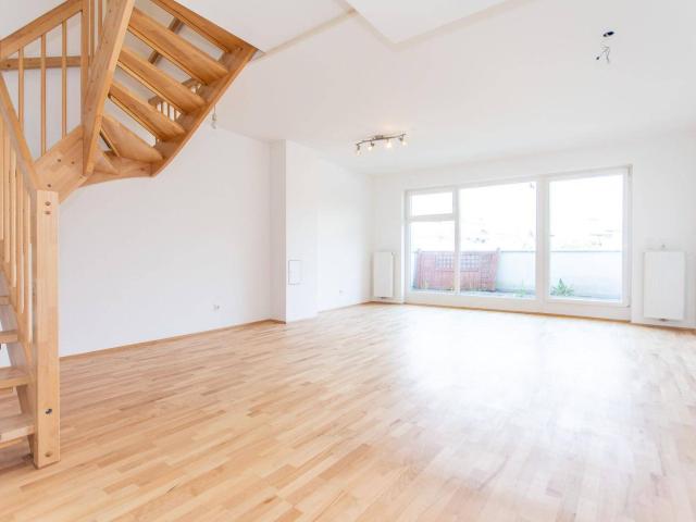 4 Zimmer Maisonette mit Dachterrasse! Besichtigung SOFORT möglich!