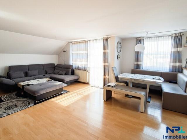 4 Zimmer Mietwohnung mit Loggia in ruhiger Wohnlage