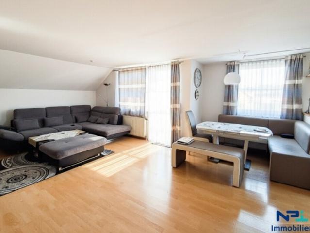 4 Zimmer Mietwohnung mit Loggia in ruhiger Wohnlage