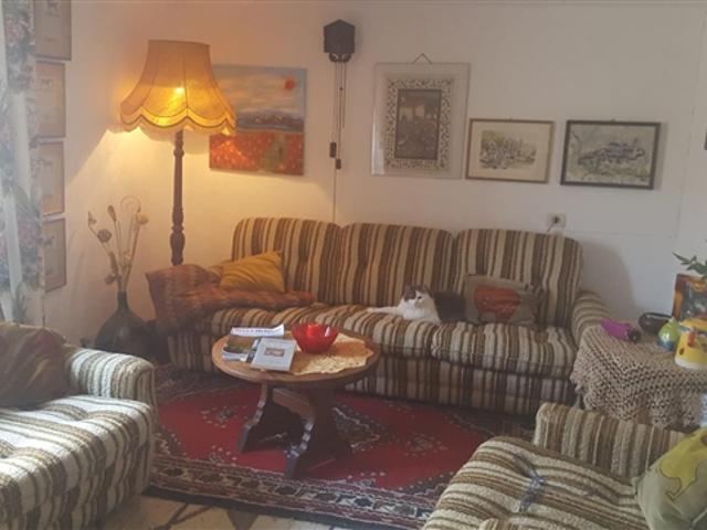 4 Zimmer ReihenhausIn Italien an sehr ruhiger, sonniger Lage / casa a schiera di 4 locali in Italia in una posizione molto tranquilla e soleggiata