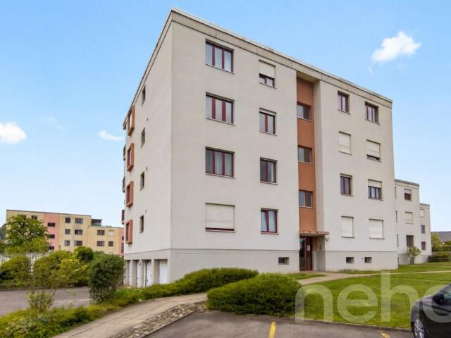 4 Zimmerwohnung im obersten Stock mit Balkon und Cheminée