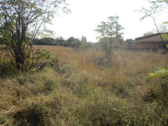 4 064 m² Land available in Henley on Klip