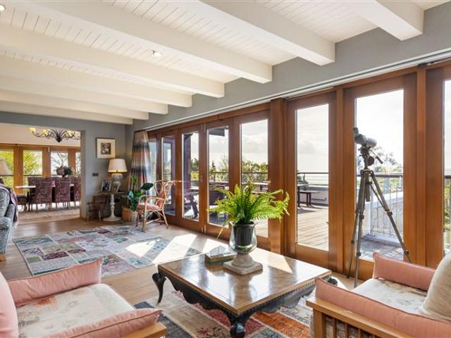 4,000,000 | Granum, 21 Killiney Heath, Killiney, Co. Dublin Sherry FitzGerald Dalkey 4996 MyHome. Ie Residential