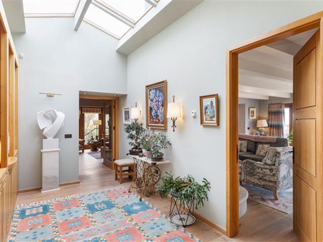 4,000,000 | Granum, 21 Killiney Heath, Killiney, Co. Dublin Sherry FitzGerald Foxrock 4996 MyHome. Ie Residential