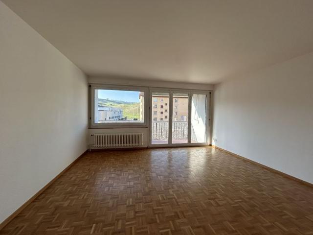 4.0 ROOM APARTMENT WITH BALCONY