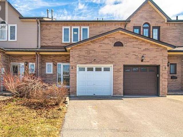 4 1705 Charles Street, Whitby Port Whitby, ON, L1N 1C3 house for sale | Listing ID E12027 | Royal LePage