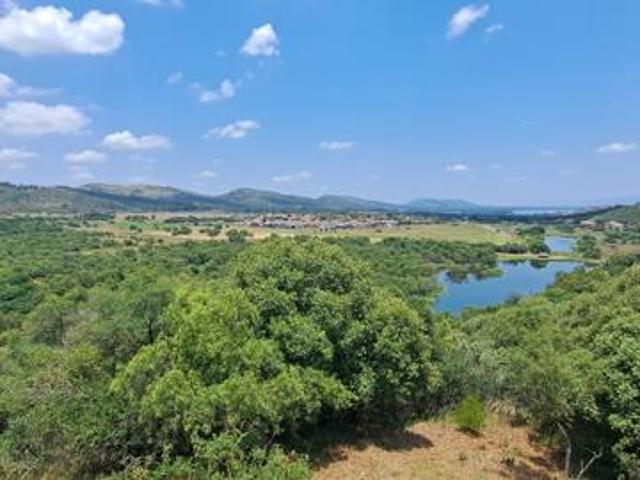4 175 m² Land available in Xanadu Eco Park