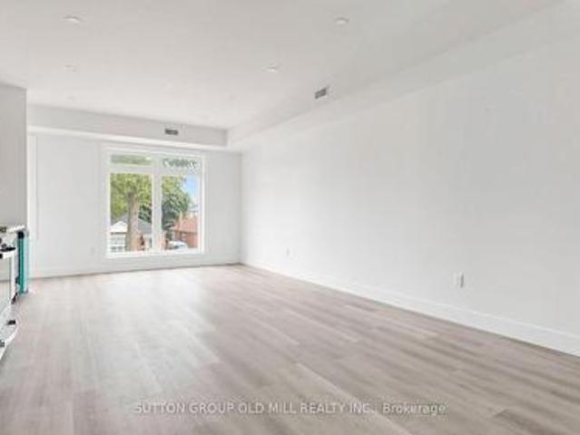 4 1927 Lawrence Avenue W, Toronto, ON, M9N 1G8 investment for lease | Listing ID W13581 | Royal LePage