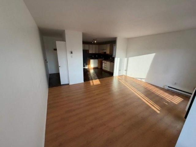 4 1/2 À LOUER TERREBONNE APPARTEMENT À LOUER